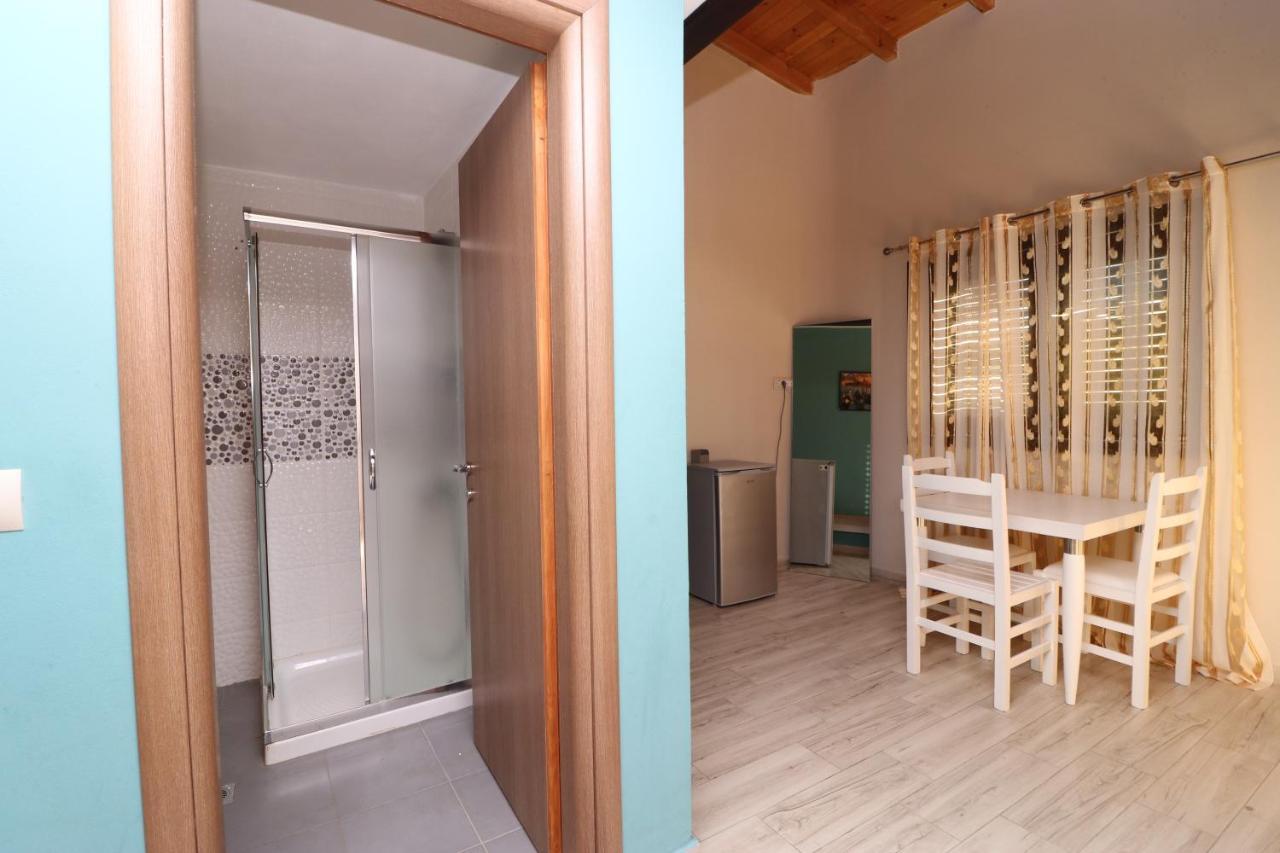 Vila Mateus Himarë Exterior foto