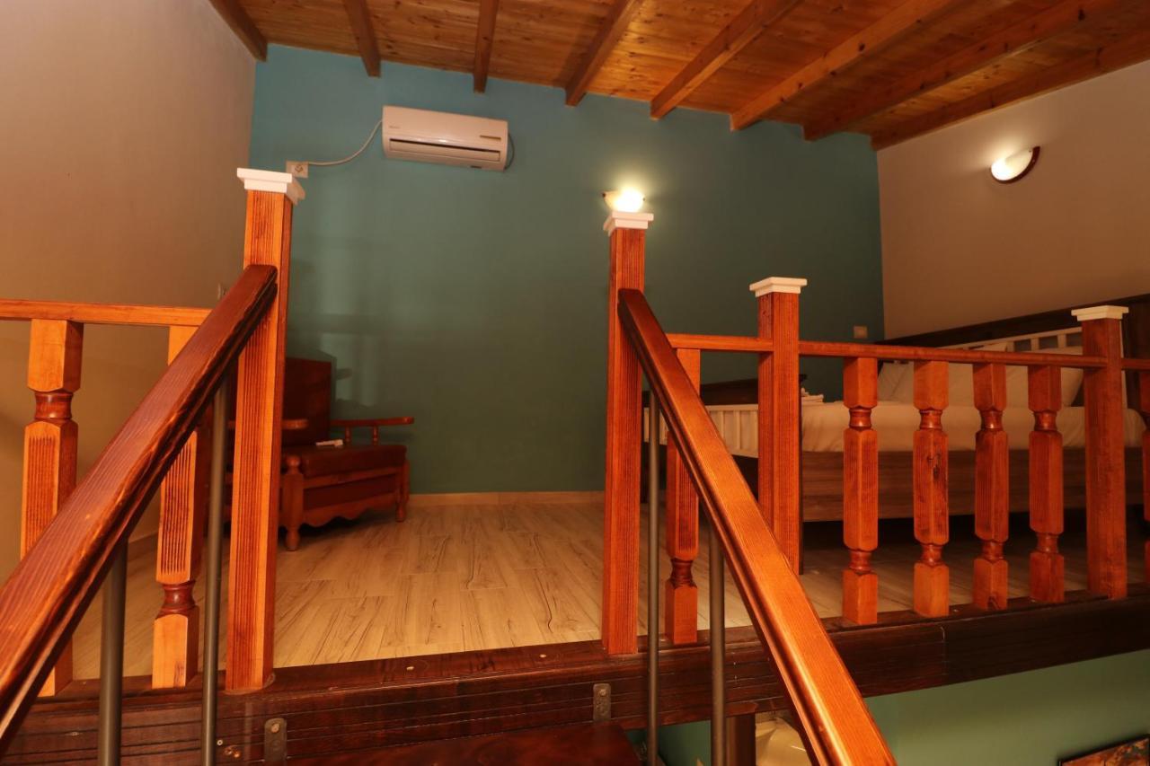 Vila Mateus Himarë Exterior foto